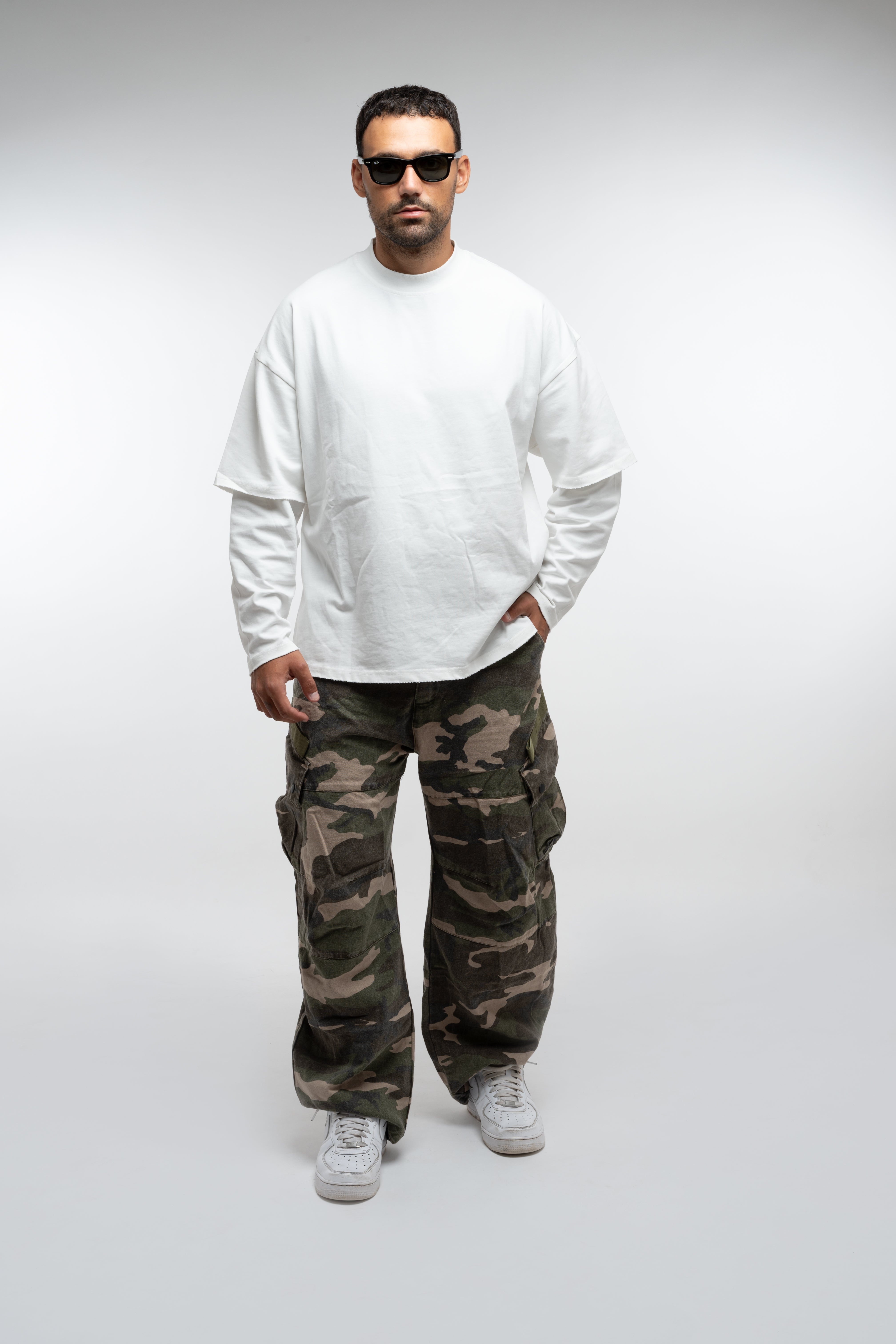 BASIC WHITE LONGESLEEVE