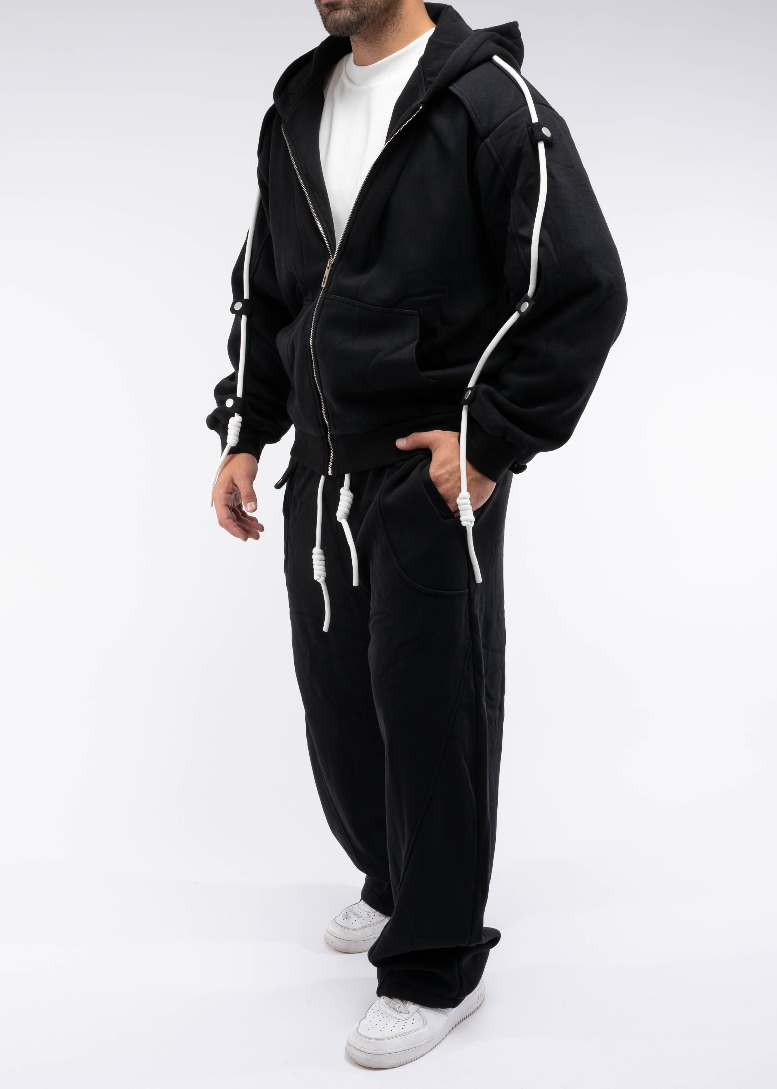 THREADLINE TRACKSUIT BLACK