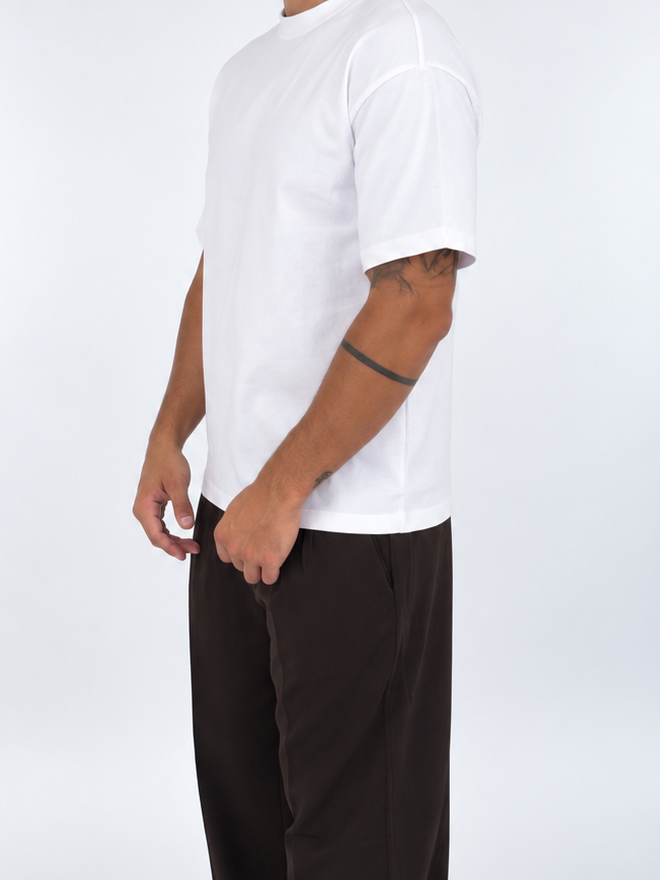 BASIC WHITE T-SHIRT