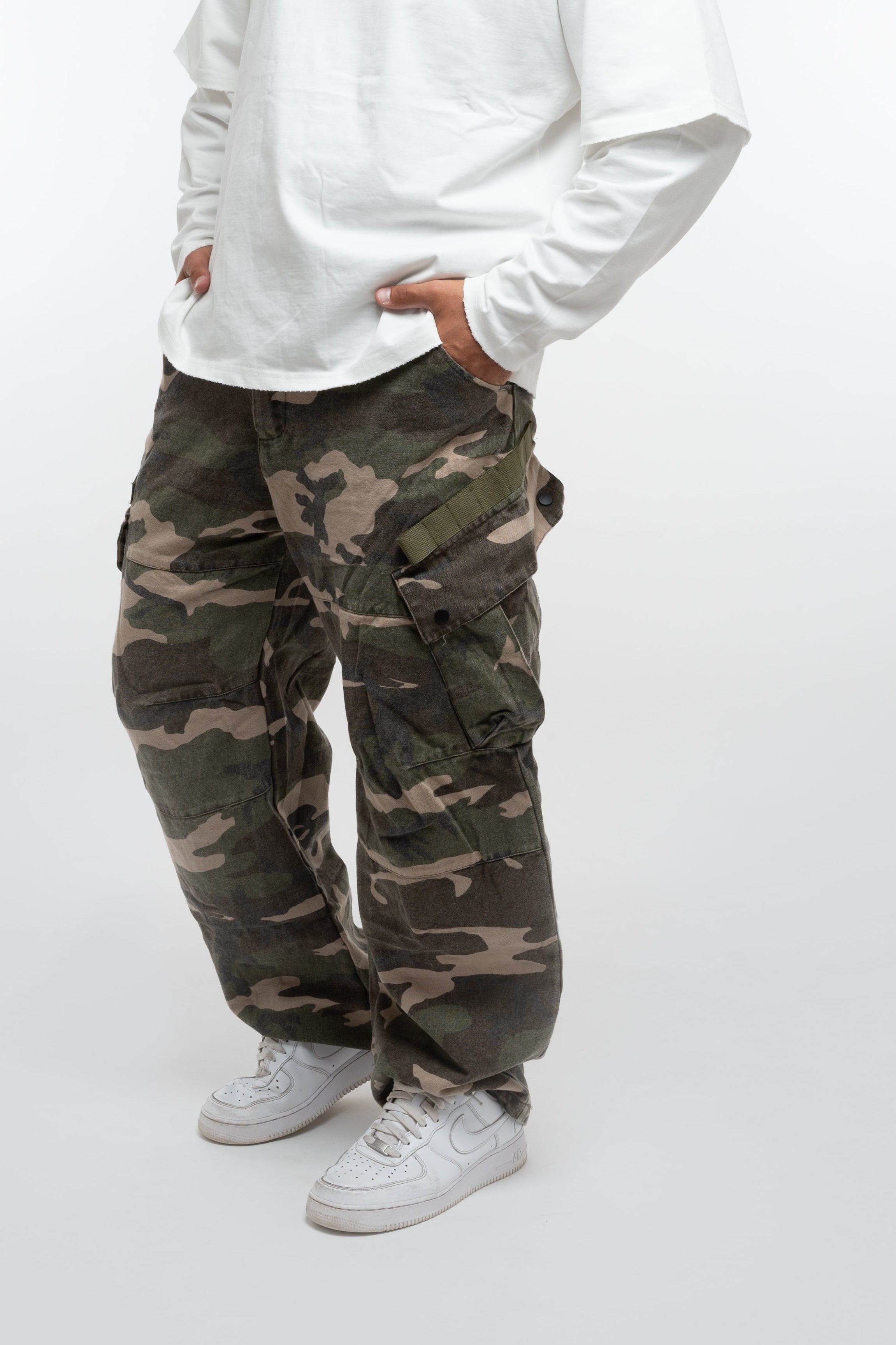 MILITARY CARGO PANTS
