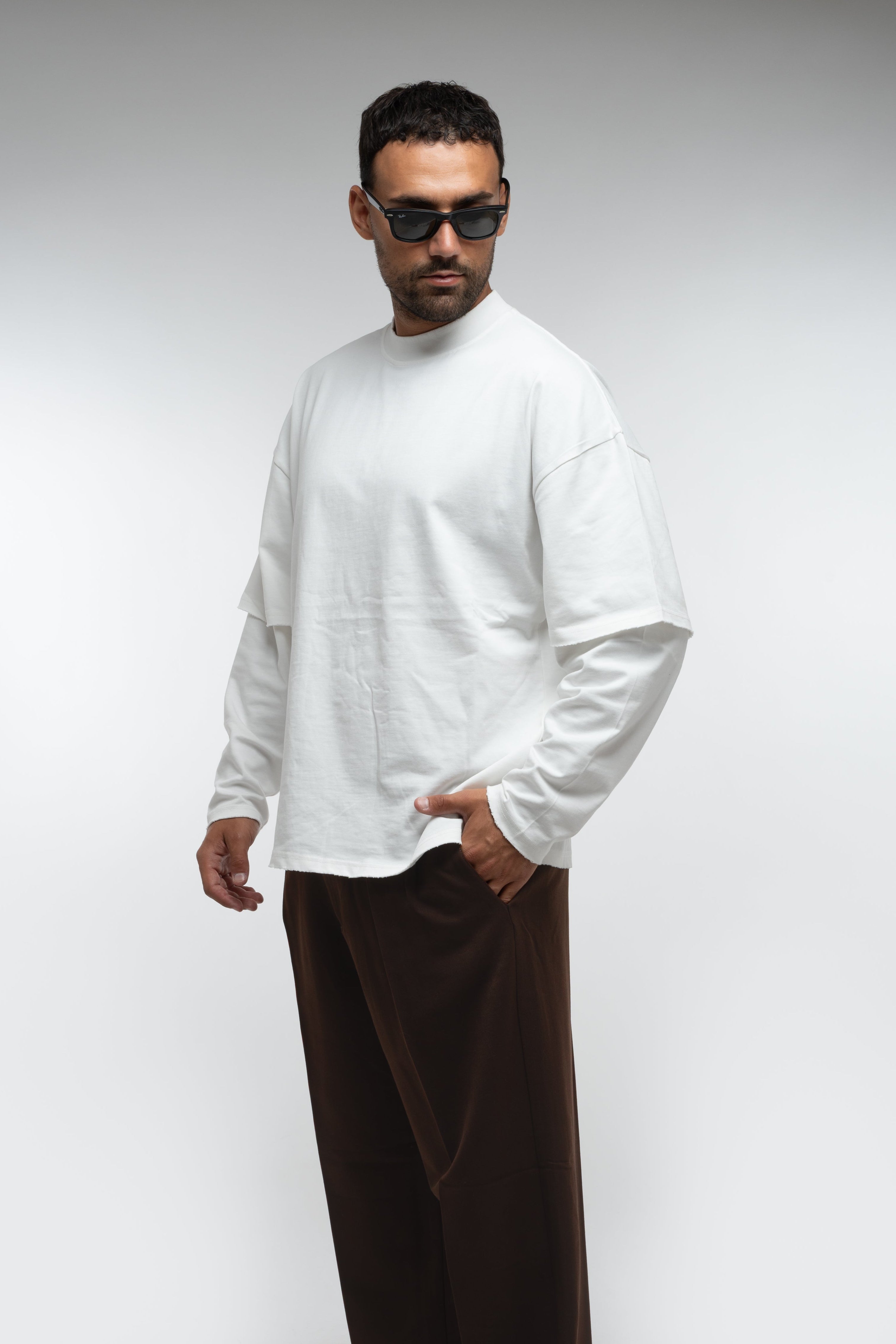 BASIC WHITE LONGESLEEVE