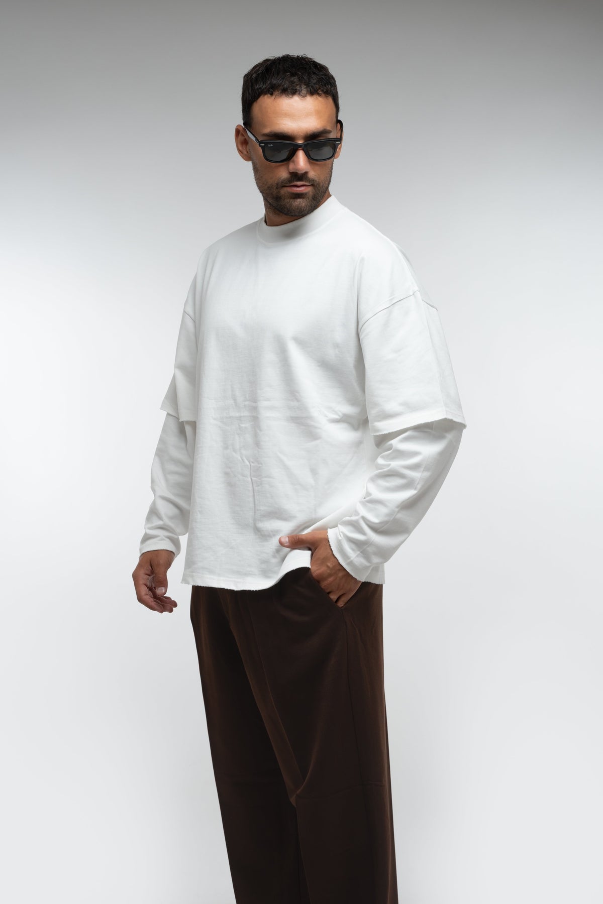 BASIC WHITE LONGESLEEVE