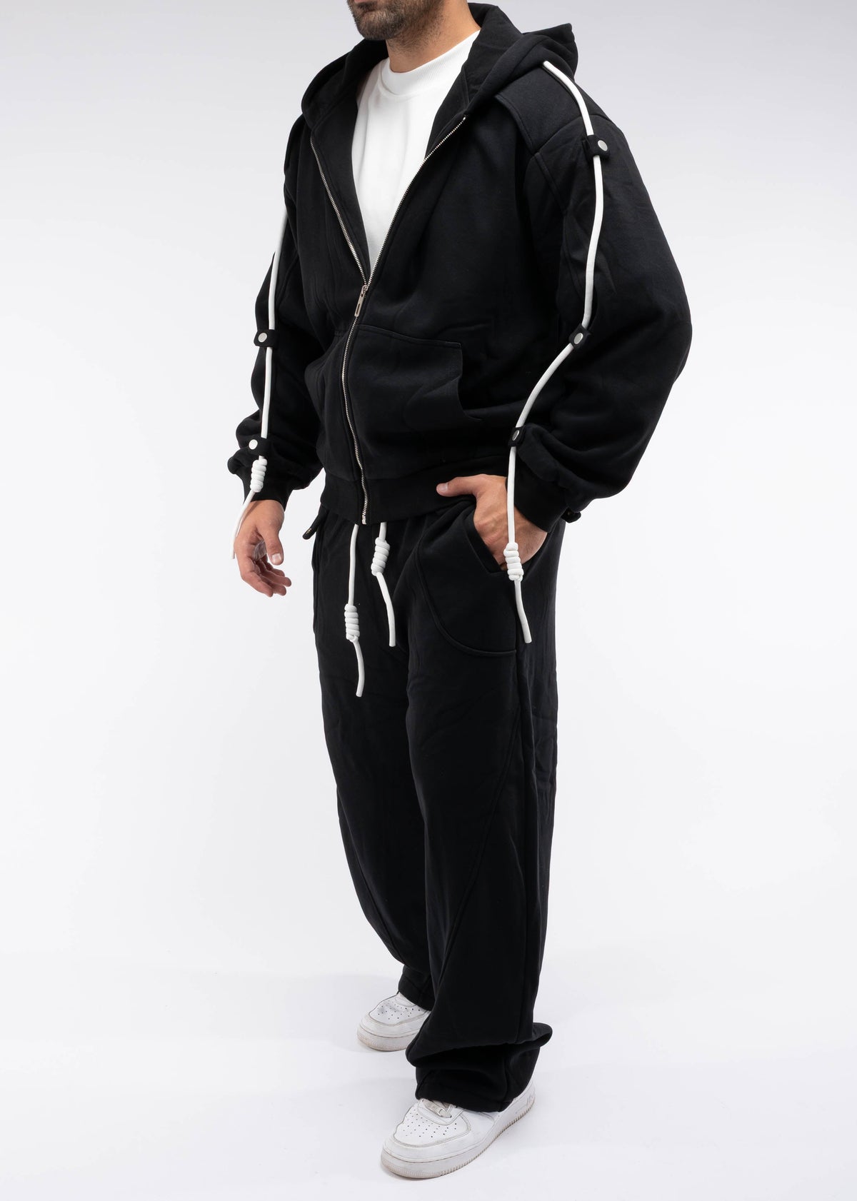 THREADLINE TRACKSUIT BLACK