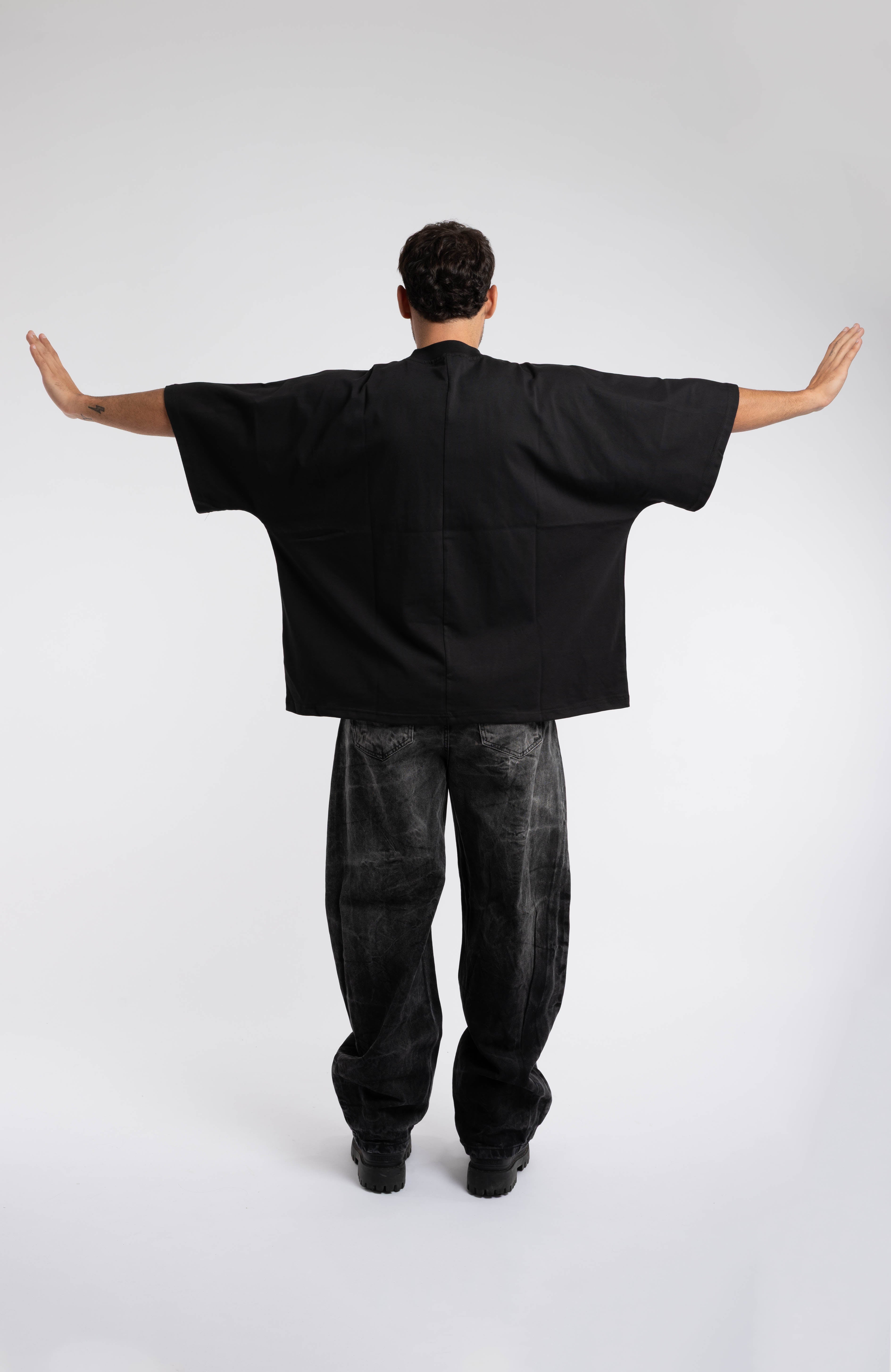 T-SHIRT OVER BODRUM BLACK