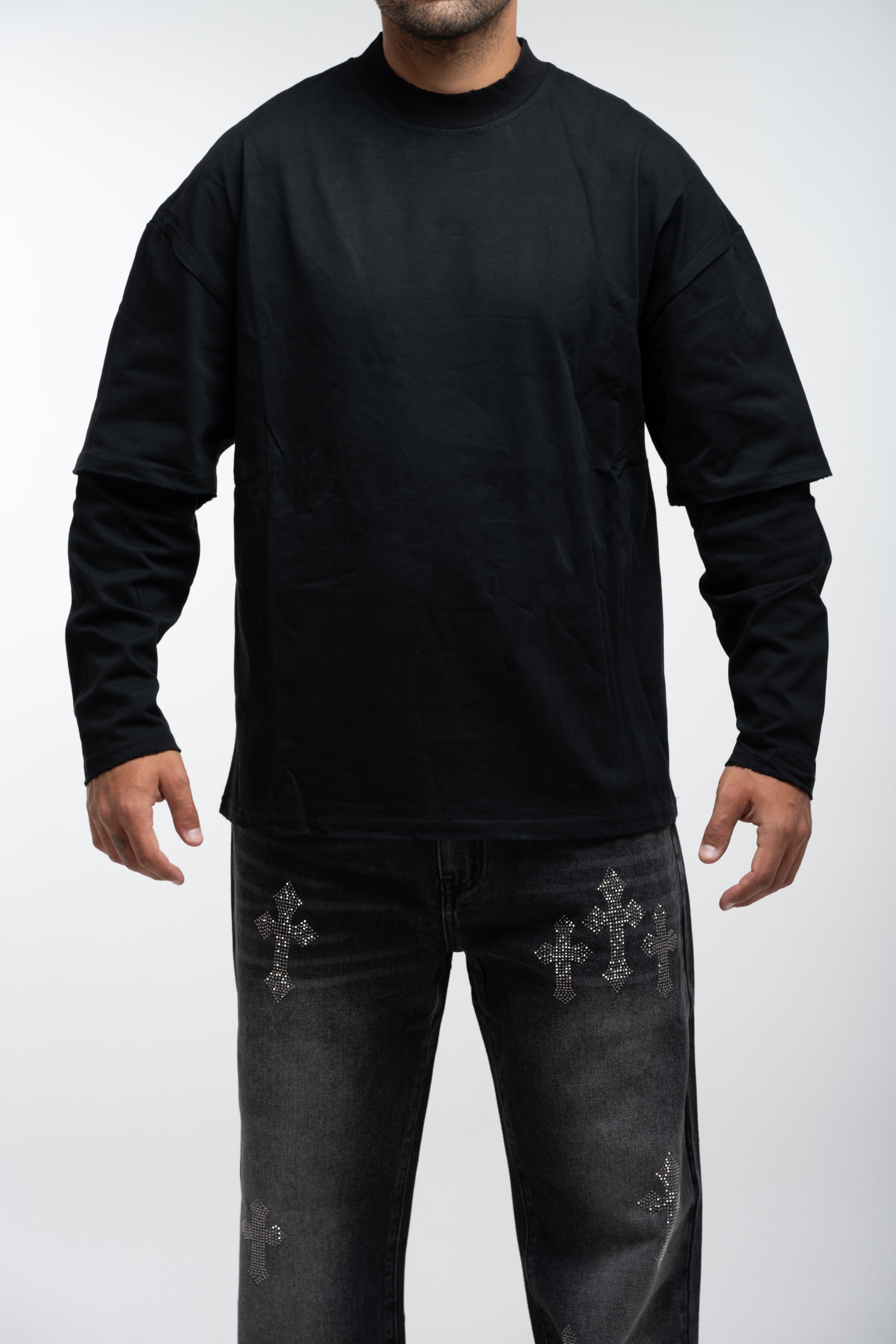BASIC BLACK LONGESLEEVE