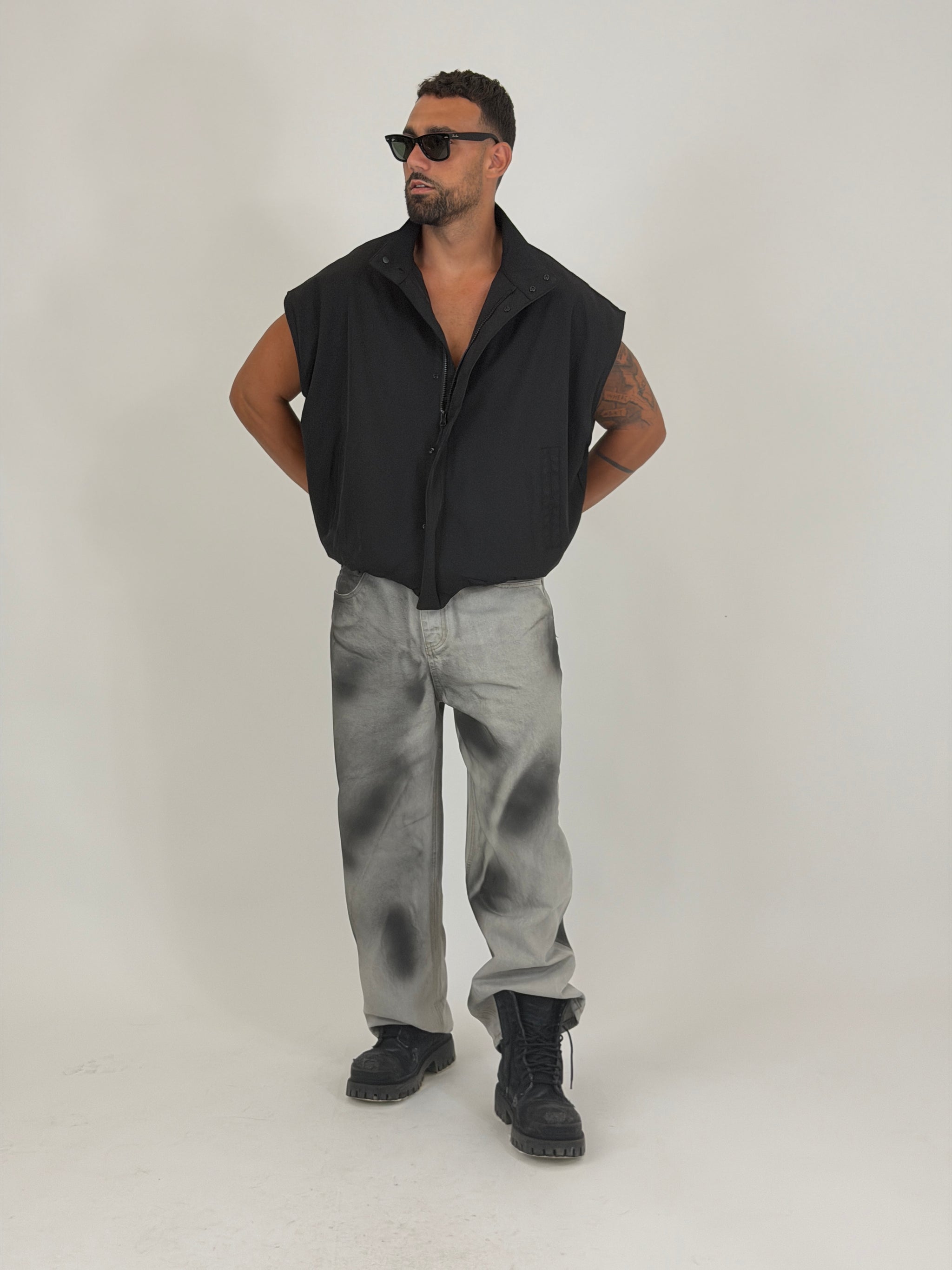 District Sleeveless Jacket